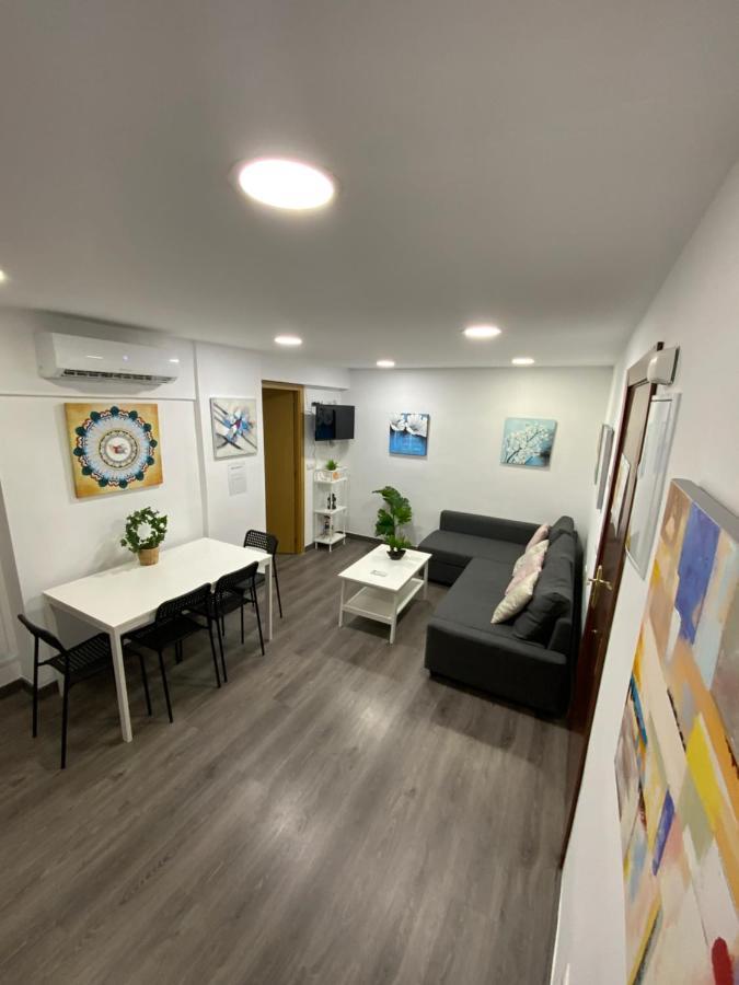 Goya Apartamentos Malaga Bagian luar foto