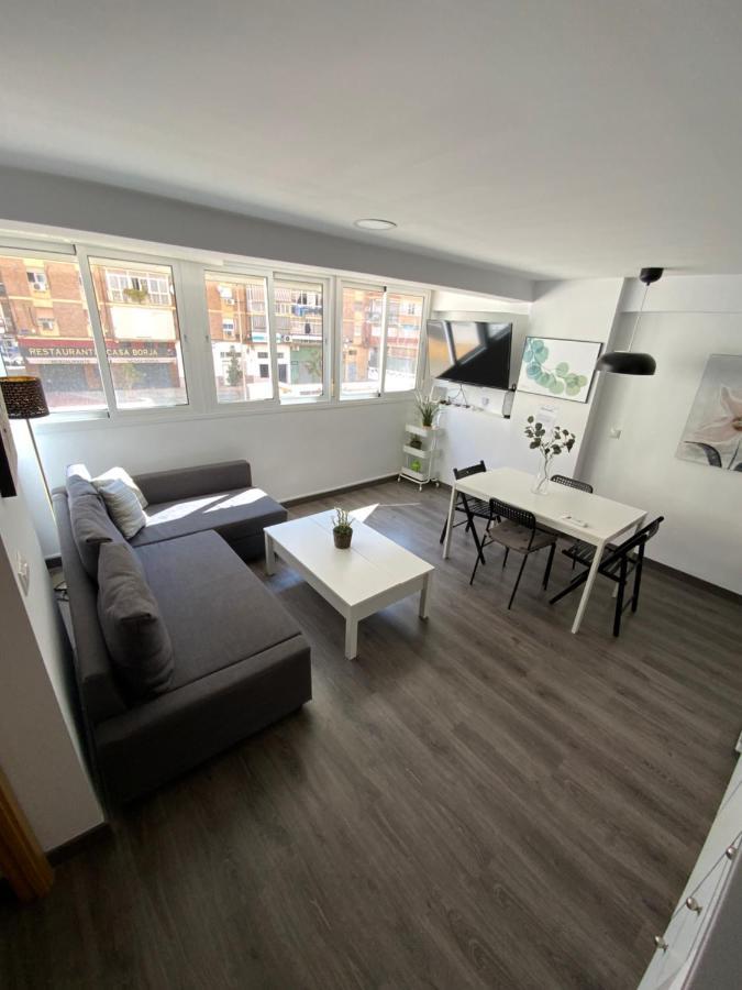 Goya Apartamentos Malaga Bagian luar foto